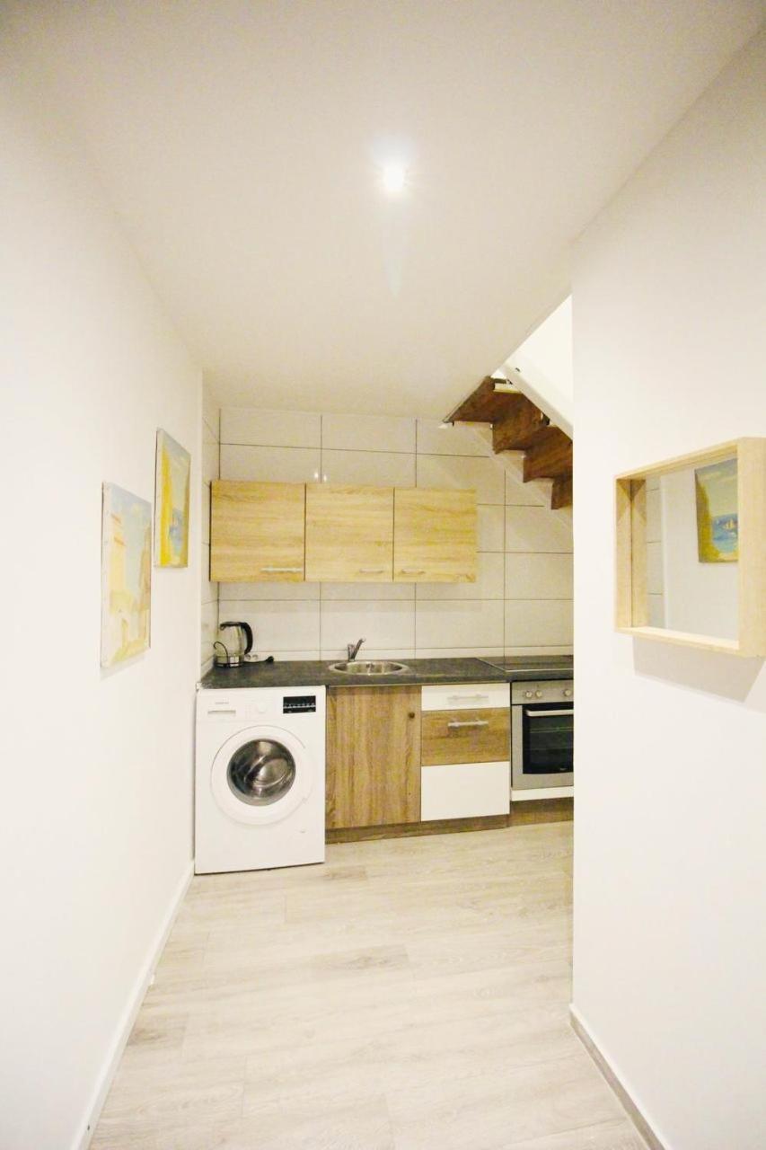 Comfortable Rooms In Akh Area Wenen Buitenkant foto