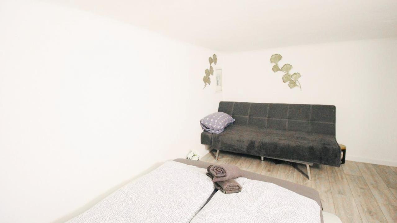 Comfortable Rooms In Akh Area Wenen Buitenkant foto
