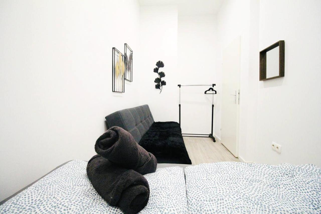 Comfortable Rooms In Akh Area Wenen Buitenkant foto