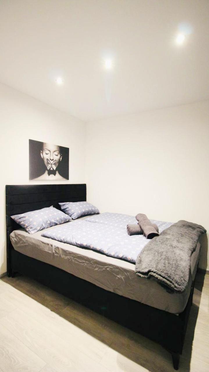 Comfortable Rooms In Akh Area Wenen Buitenkant foto