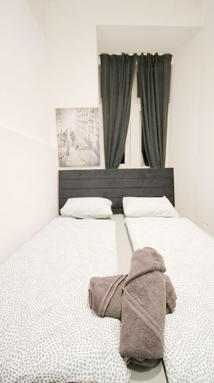 Comfortable Rooms In Akh Area Wenen Buitenkant foto