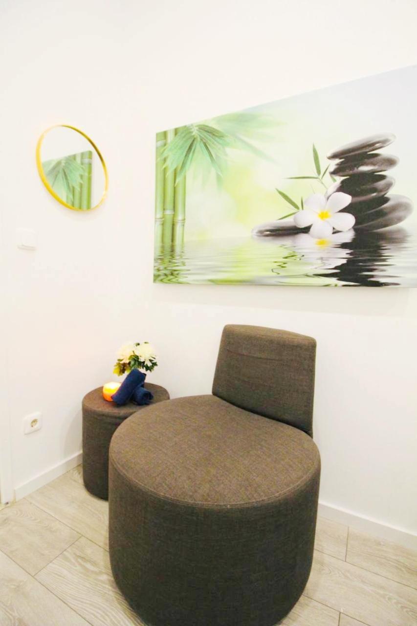 Comfortable Rooms In Akh Area Wenen Buitenkant foto
