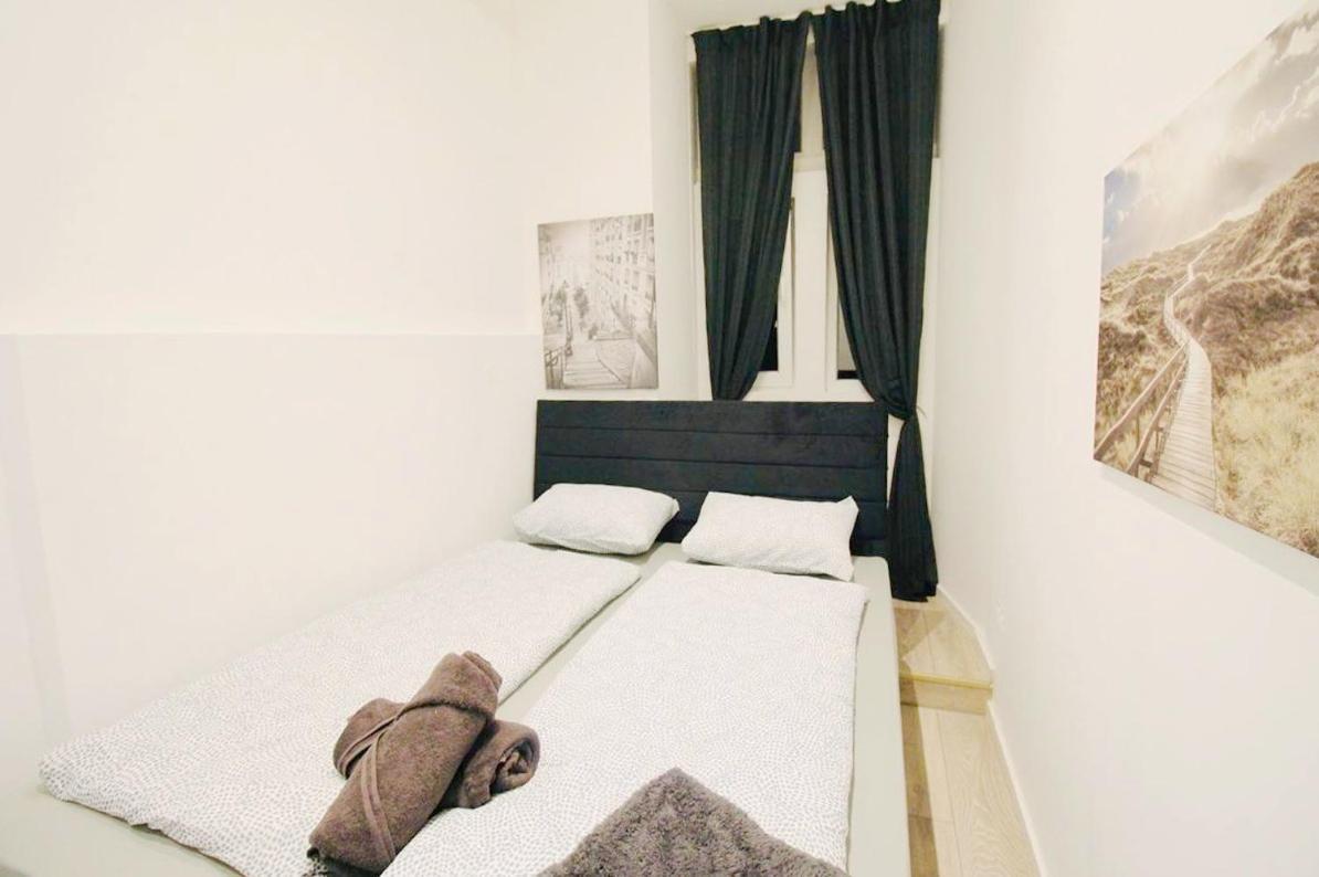Comfortable Rooms In Akh Area Wenen Buitenkant foto